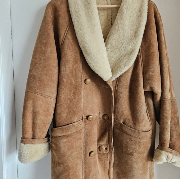Vintage Danier Shearling Coat - Picture 4 of 15